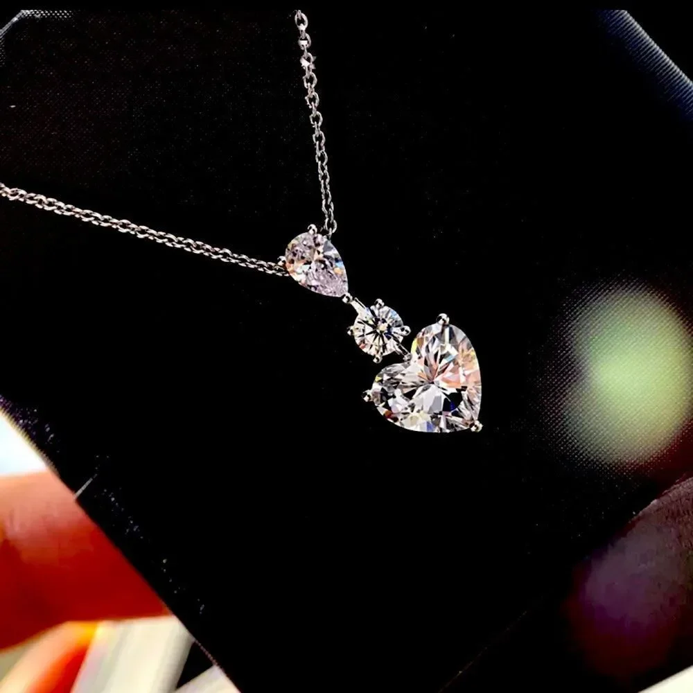 💎116💎 3.5 Ct Moissanite 925 Sterling Silver Heart‎ Pendant Necklace